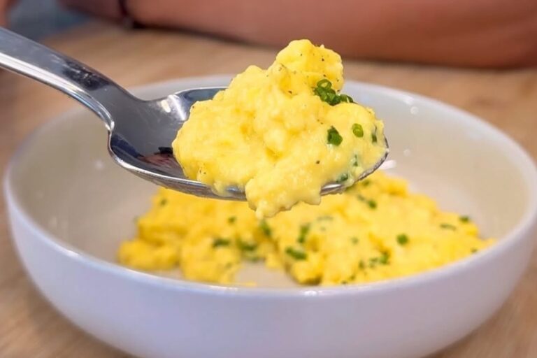 Microwave Cheesy Eggs Hack: The 2-Minute Breakfast Revolution